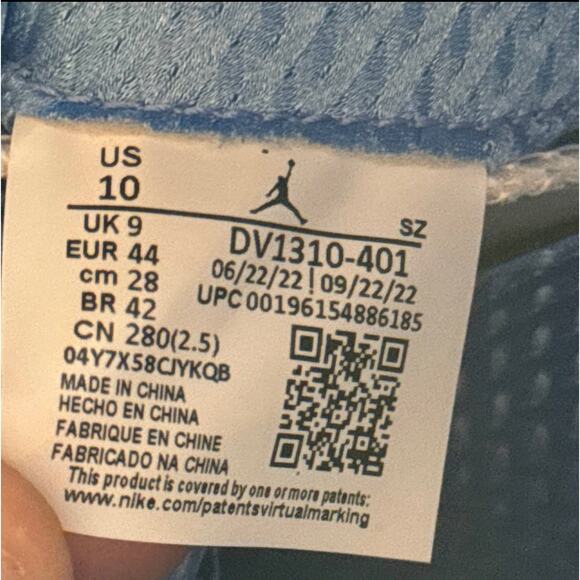 Size 10 - Nike Air Jordan 5 Retro SE UNC Men's Shoes - Picture 7 of 11